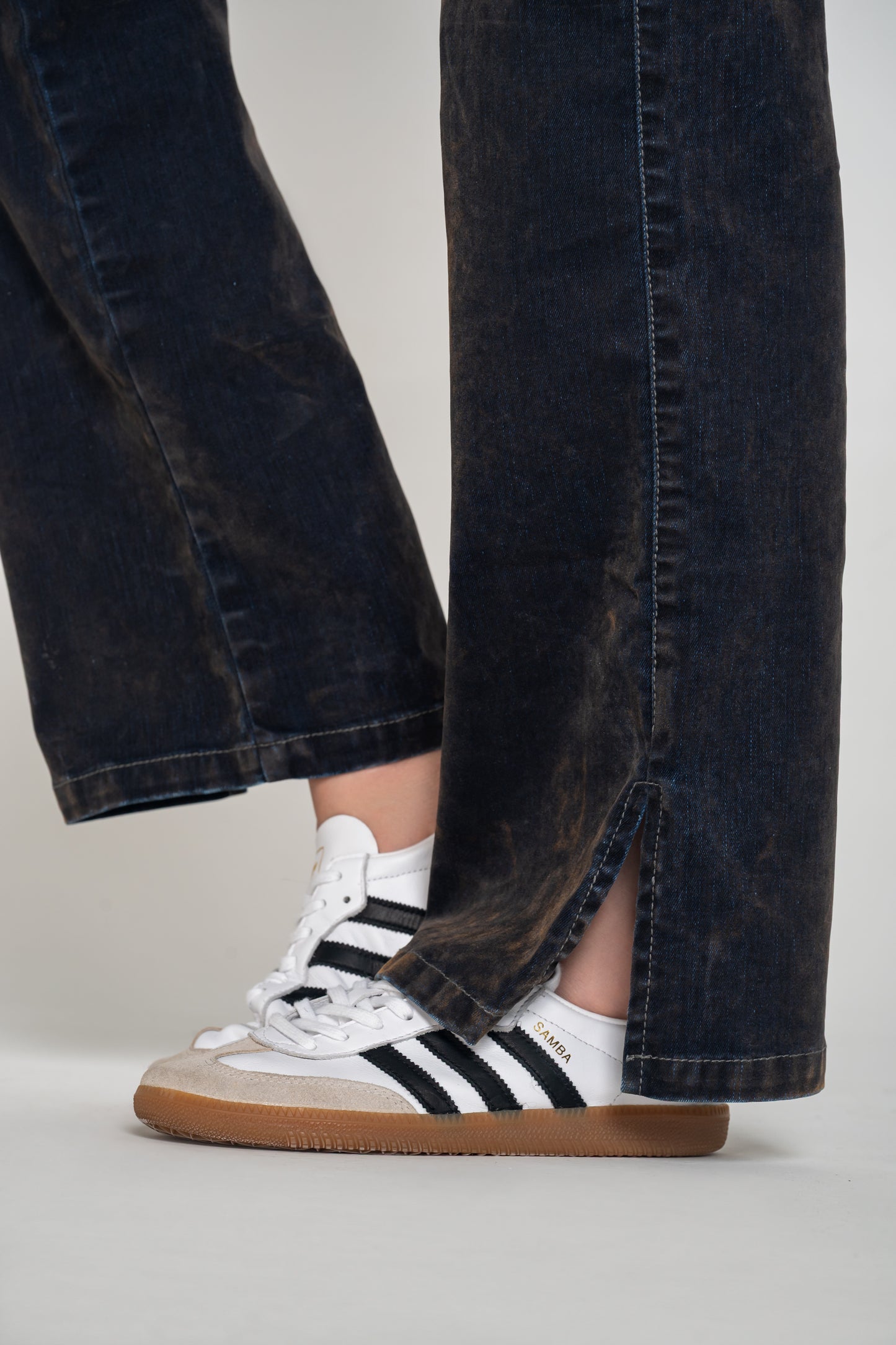 Pantalón Tiro Alto 1 Botón - Bota Palazzo - Tela Gamuzada Denim Ref 1835