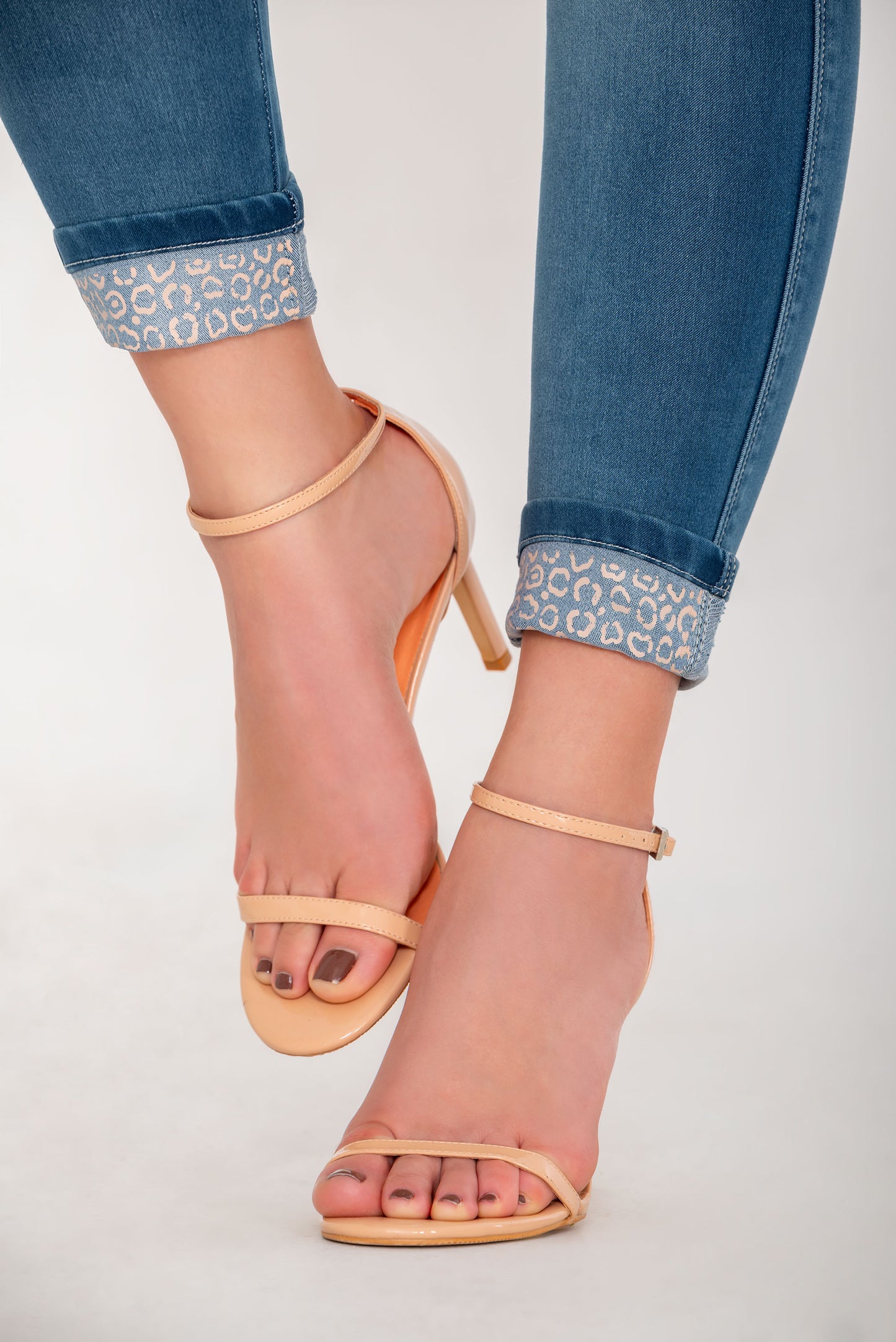 Jean Pretina Alta Control Abdomen - Bota Tobillero Ref 1677